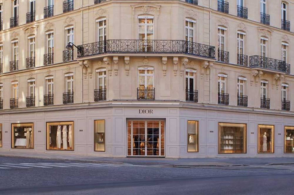 Staycation Eksklusif Di Suite Dior Paris Buat Tamu Terpilih